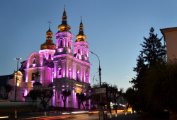 bogdan_bondar 
Cathedral of the Transfiguration in Vinnitsia, Ukraine 
2013-09-25 12:29:35
