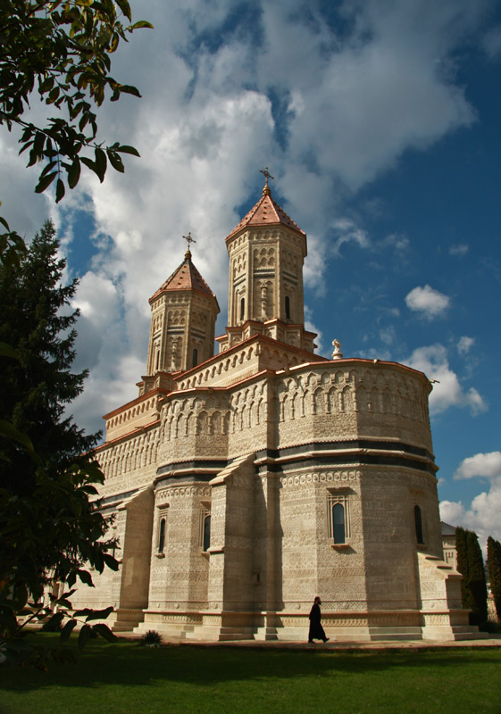 Sfintii Trei Ierarhi-Iasi