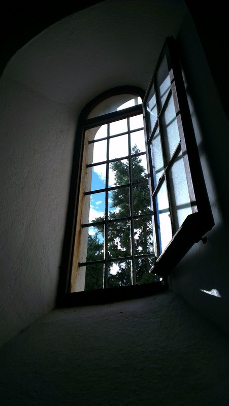 Прозор / Window