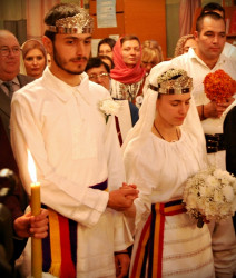 Florina 
Nunta traditionala romaneasca | Mihaela si George Danut 
105 
2013-10-01 14:23:44