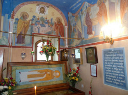 jarek 
Relics of St. Alexei Mechov in St. Nicholas church in Moscow-Klenniki 
2013-10-07 17:59:09