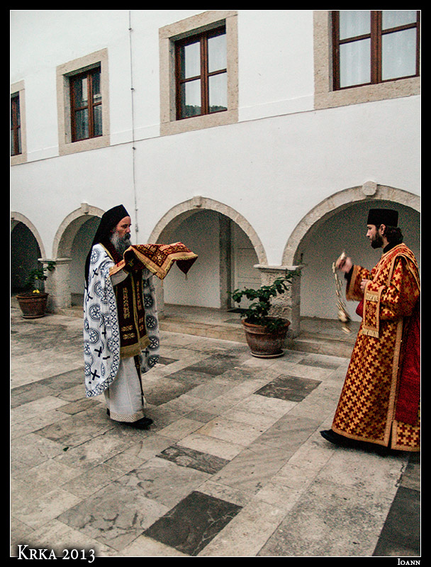 Wielki Piątek w monasterze Krka (Chorwacja)