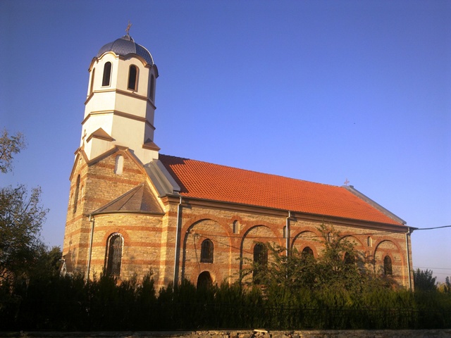 Църква ”Света Троица” (1911) – село Крушаре, България.