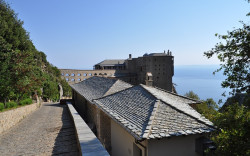 bogdan 
Ιερά Μονή ΣΙΜΩΝΟΣ ΠΕΤΡΑΣ - Holy Monastery of SIMON PETRAS - Монастырь Симонопетр (7) 
2013-11-13 20:22:36