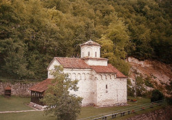 levana 
manastir Klisura 
2013-11-13 21:19:41
