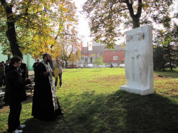 maksim 
освећенје 
2013-11-15 16:55:55