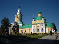 Sofia-8 
Введено-Ояткий mонаsтырь 
2013-11-24 18:24:47