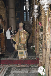 maksim 
Архијереј 
2013-11-27 23:25:37