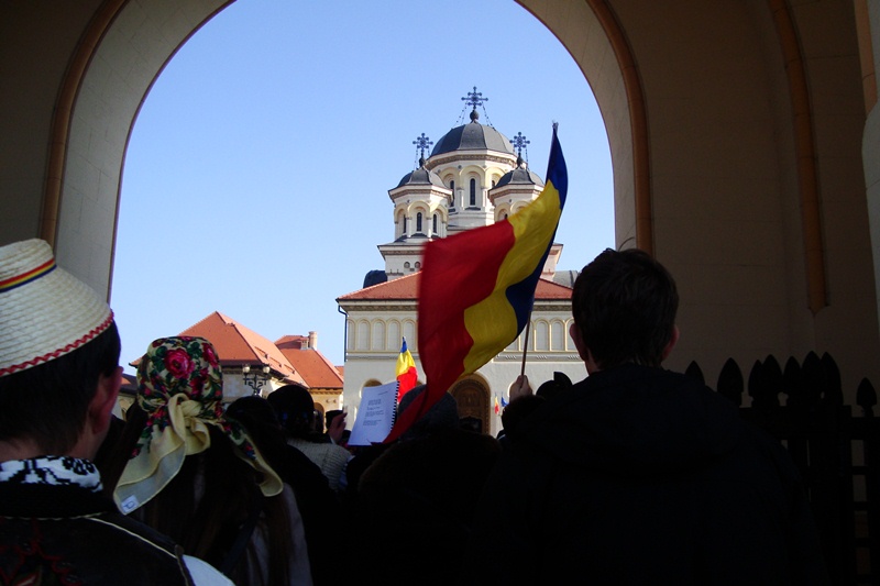 Vin românii, vin la Alba iar...