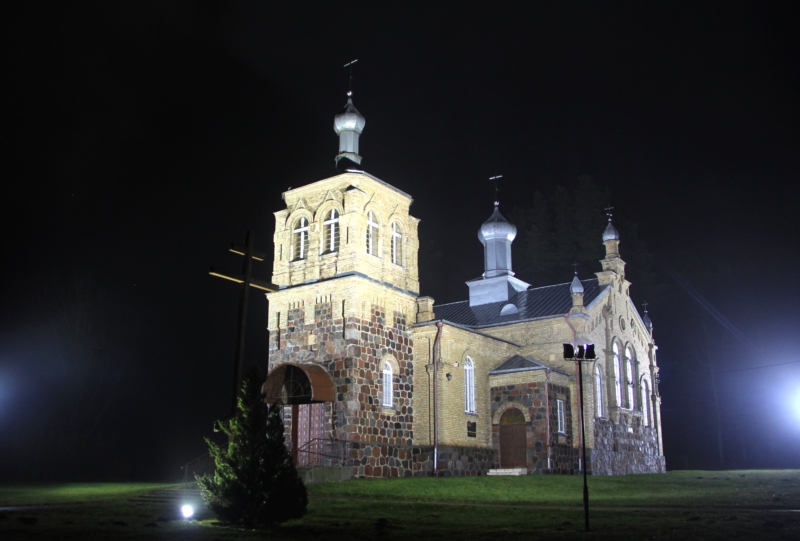 Orthodox church in Królowy Most by night 