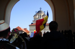 Diandra 
Vin românii, vin la Alba iar... 
2013-12-02 19:41:20