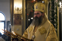 mmm 
Дядо владика Йоан 
2013-12-03 08:17:17