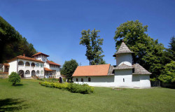 Nesko 
Манастир Јовања код Ваљева 
96 
2014-01-04 11:13:43