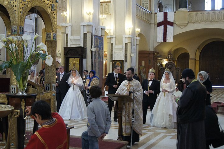 Double wedding in Saint Trinity Cathedral in Tbilisi