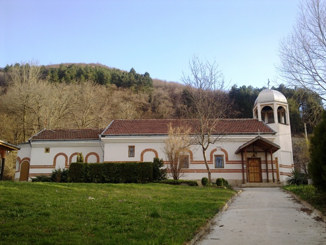 Църква ”Свети Николай” – село Горни Лозен, България.