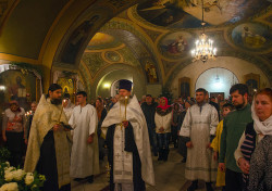 ivu 
На Рождественской службе 
2014-03-04 17:18:00