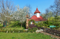 gabriel77 
Monastery St John the Russian from Giurgiu, Romania 
2014-03-30 23:57:13