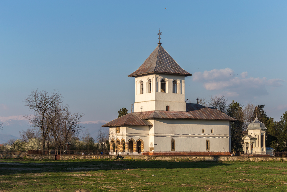 Biserica cu hramul "Adormirea Maicii Domnului" (secolul XVIII)