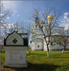 ivu 
Церковь Дмитрия Солунского в селе Дмитровское. 
2014-04-28 19:16:52
