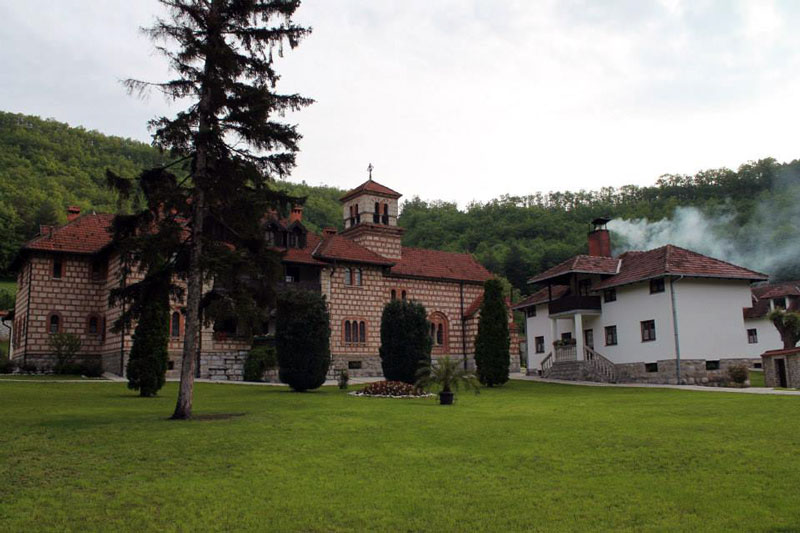 Манастир Ћелије