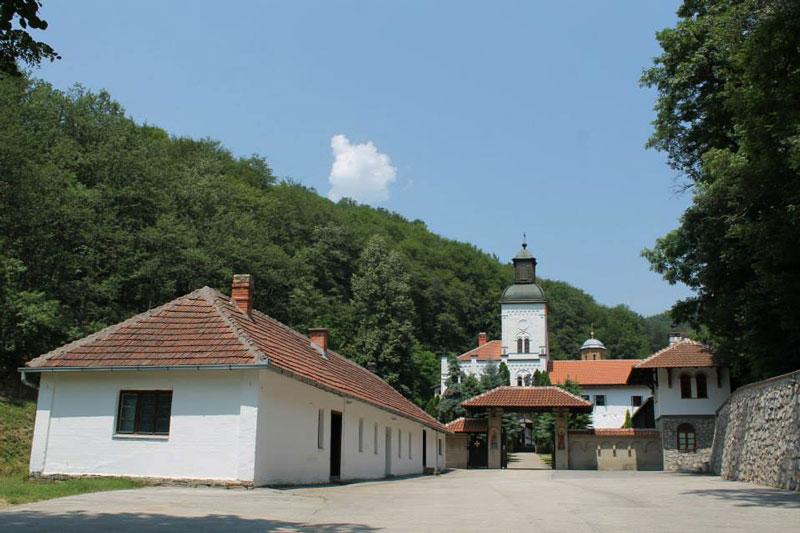 Манастир Враћевшница