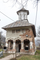 calugaru 
Biserica Sfantul Vasile 1 - Stramba Vulcan - 1824 
2014-05-17 09:13:30