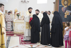 IgorKiM 
Причест 
2014-05-24 23:21:23