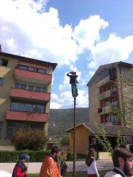 Miladin Šuškal 
 Revnosni kolega... 
2014-05-25 11:58:13