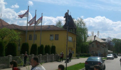 Miladin Šuškal 
Revnosni kolega... 
2014-05-25 12:08:10