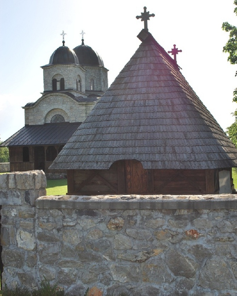 Стара и нова црква 