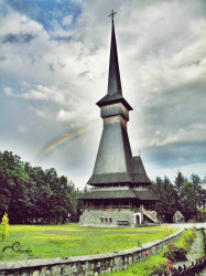 Claudia_Teo 
Mănăstirea Săpânța Peri - Maramureș 
2014-06-24 08:16:33