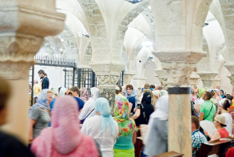Liturgy at the St. Nikolaus in Bari