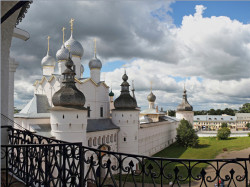 tolmargarita 
Ростовский Кремль 
2014-07-01 08:47:11