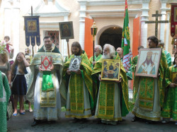 jarek1 
Procession ot the Holy Trinity church in Khokhly - Moscow 
2014-07-15 18:38:30