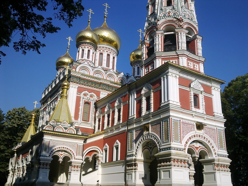 Църква “Рождество Христово” (1902) – град Шипка, България.