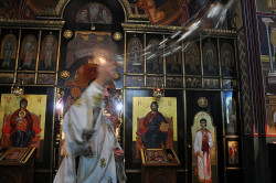 AleksaSrbin 
на литургији 
72 
2014-08-01 16:17:02