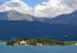 сретенија 
Михољска Превлака  
2014-08-05 15:26:05