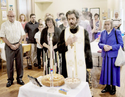MikaV 
Са службе у српској православној цркви Свети Пророк Илија у Ниагари,Он,Канада 
2014-08-05 16:39:21