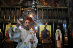 AleksaSrbin 
на литургији 2 
72 
2014-08-16 08:40:36