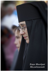 hmiodrag 
Монахиња у манастиру ,, Свети Стеван,, 
2014-08-20 20:06:10