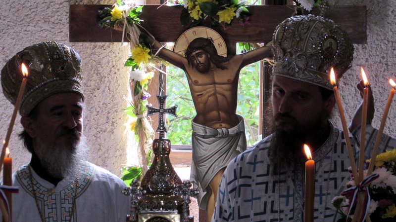Episkop bihaćko-petrovački Atanasije i episkop srednjoevropski Sergije