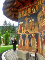 ursache 
Manastirea Petru Voda 
2014-09-09 10:59:55