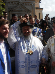 joanikije 
Шешир мој - епископ Атанасије Јевтић 
2014-09-14 21:10:38