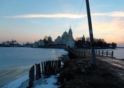 AlexandraP 
Нило-Столобенская пустынь / Nilo-Stolobenskaya hermitage 
2014-09-16 16:04:41