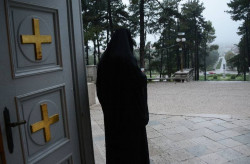 sapuric 
DETALJ IZ SABORNOG HRAMA SV. VASILIJE OSTROŠKI U NIKŠIĆU 
2014-09-20 11:15:44