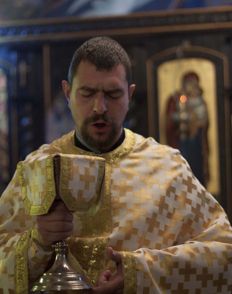Свештеник