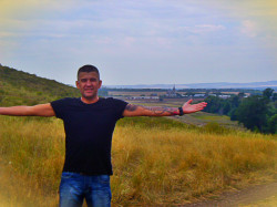 saimn 
Брат во Христе и по крови. 
2014-10-13 18:41:14