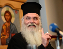 alik 
Metropolitan Nikolaos (Chatzinikolaou) of Messogea and Lavreotiki 
60 
2014-10-17 22:22:18