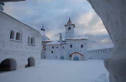 AlexandraP 
Александро-Свирский монастырь 
2014-11-17 13:08:07