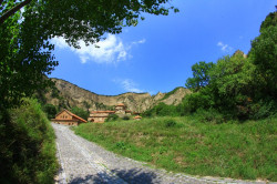 jarek 
Monastery Shio Mgvime 
2014-11-28 09:48:37